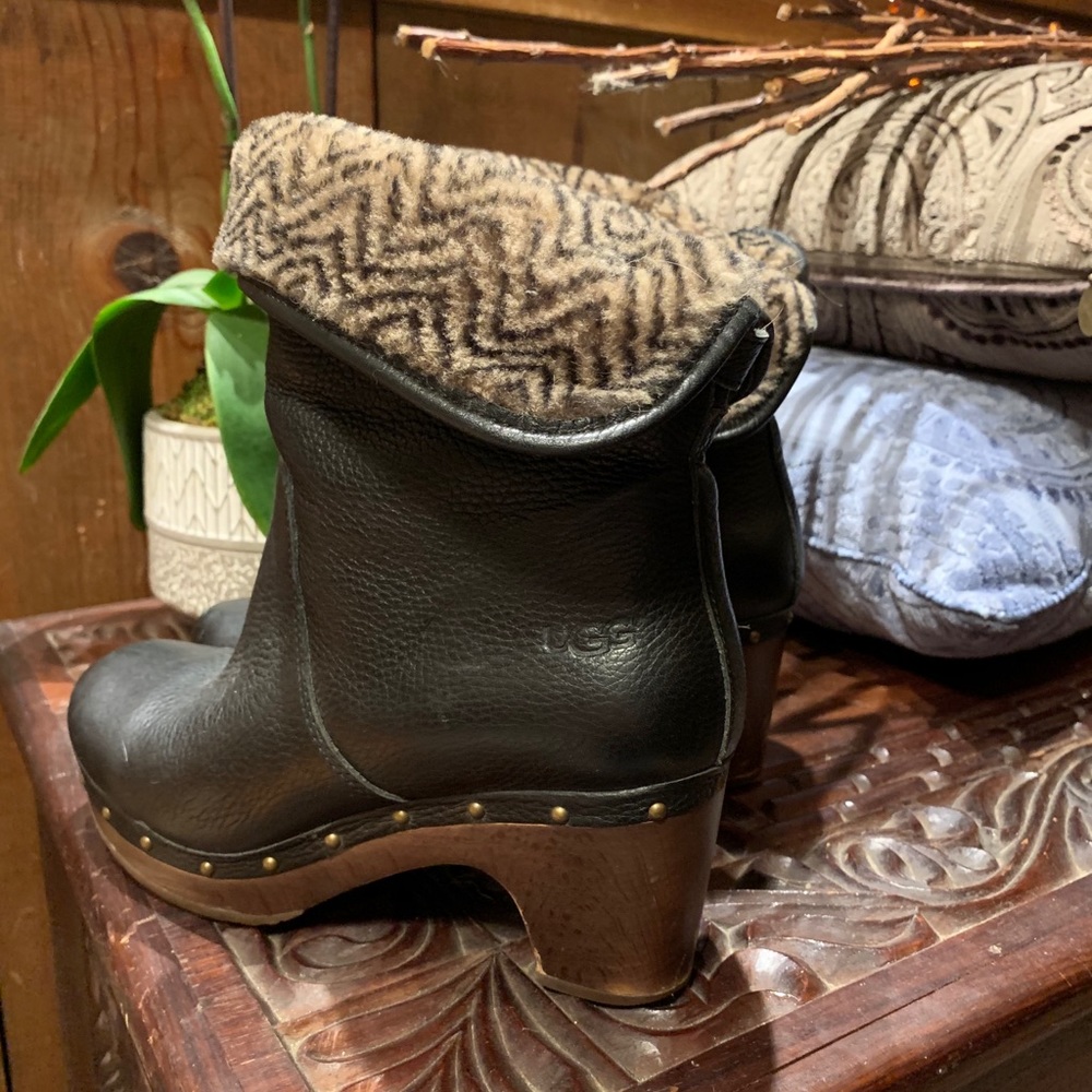 Ugg’s Clog Boots
